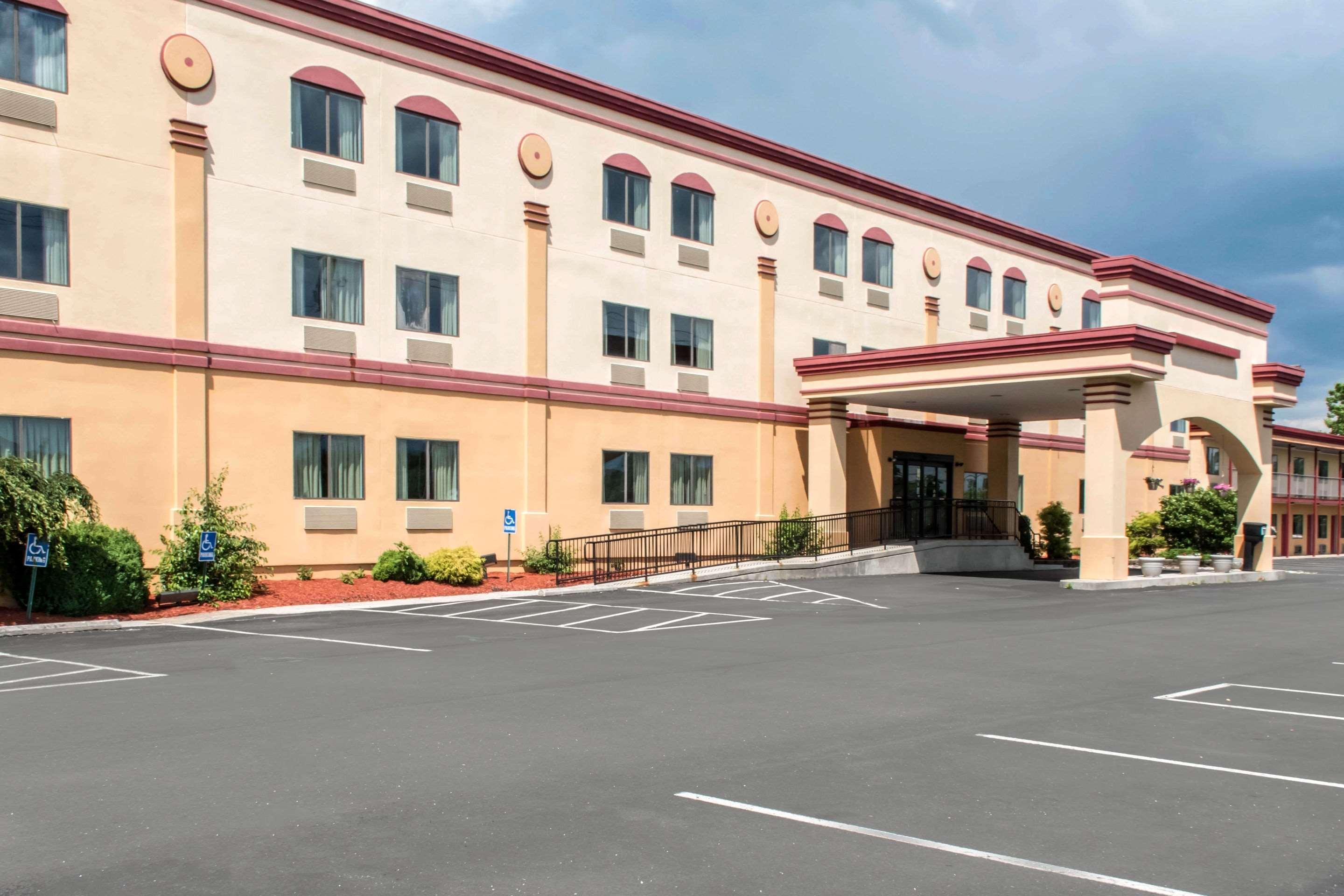 Econo Lodge Карлайл Екстериор снимка