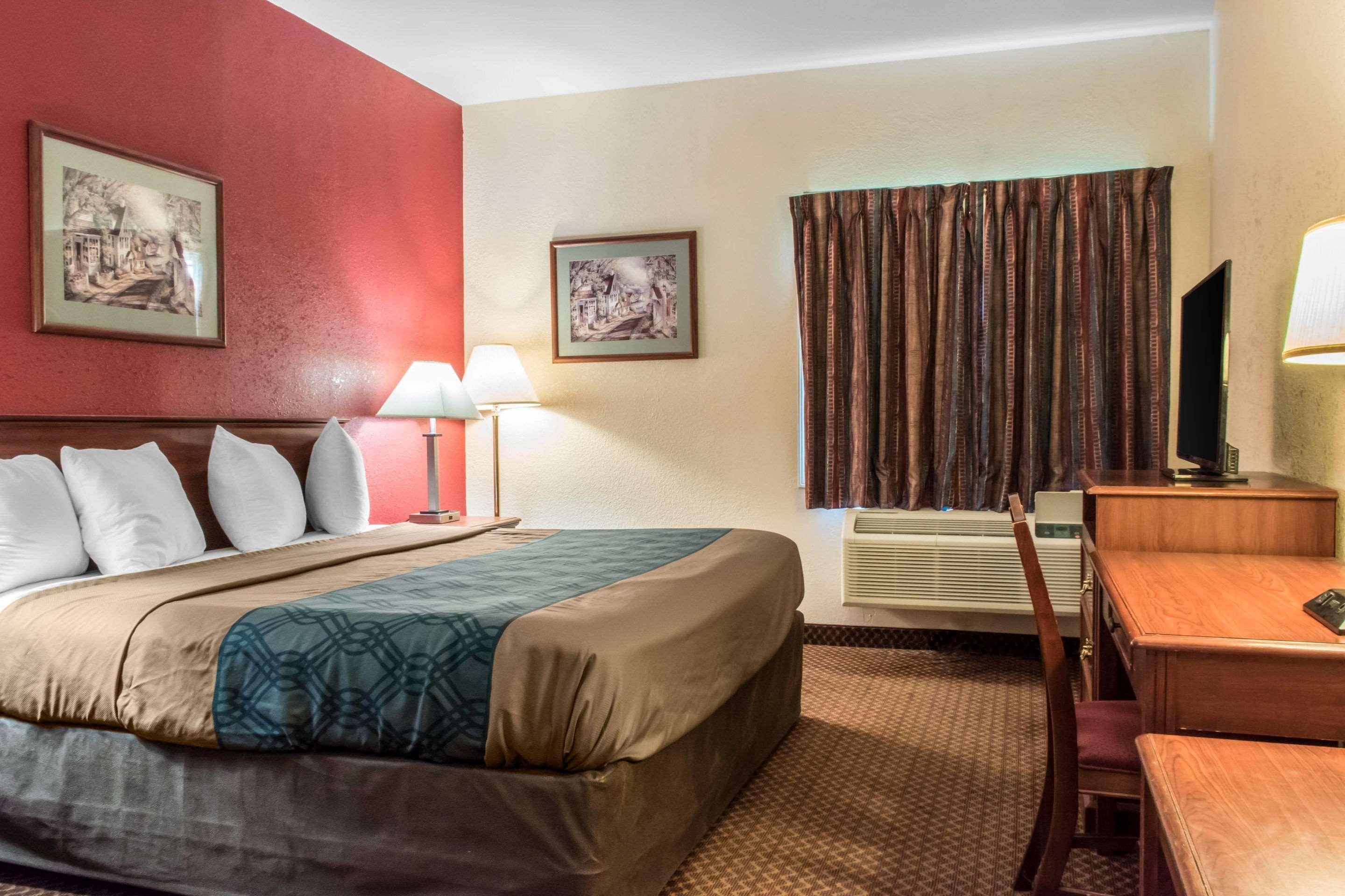 Econo Lodge Карлайл Екстериор снимка