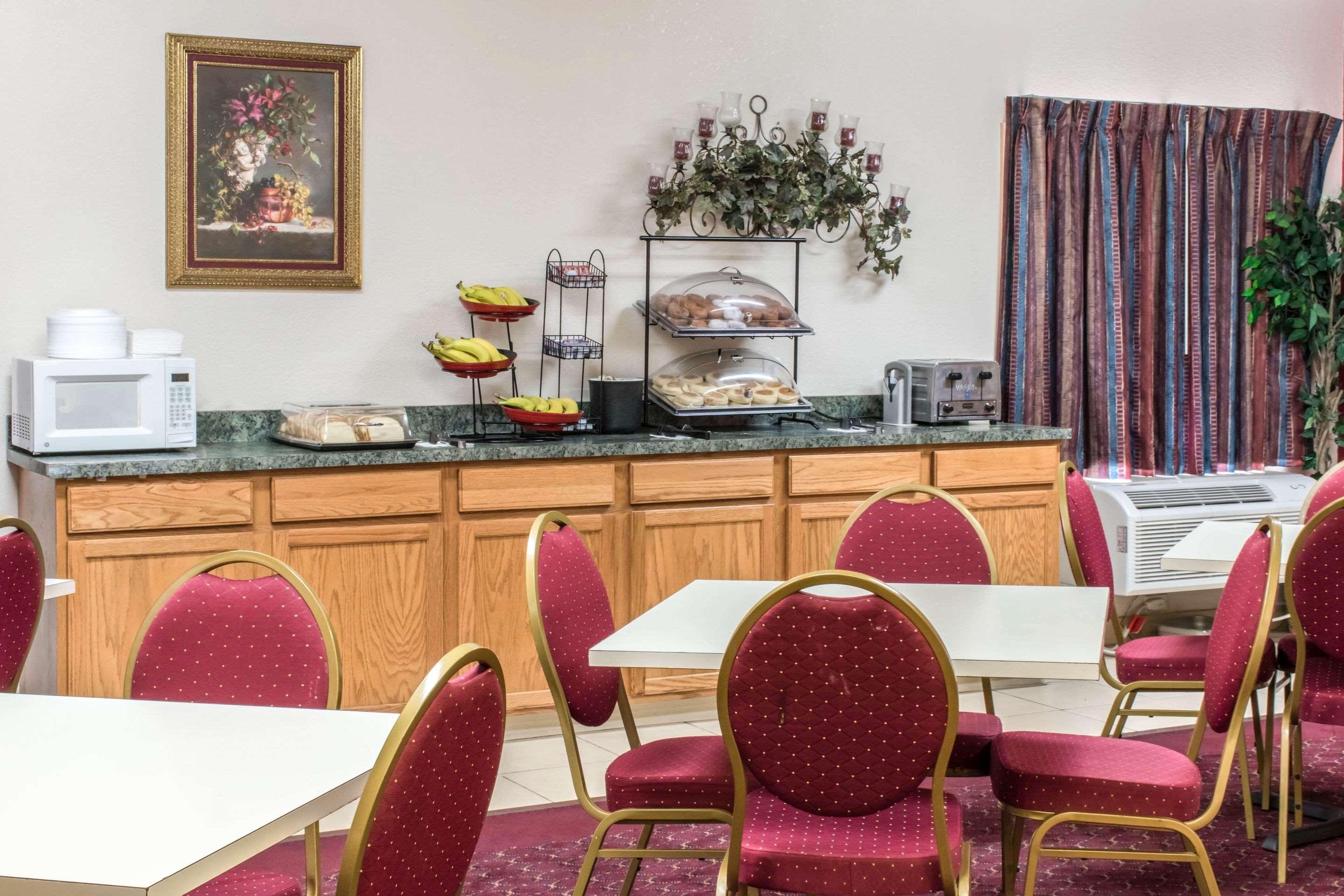 Econo Lodge Карлайл Екстериор снимка