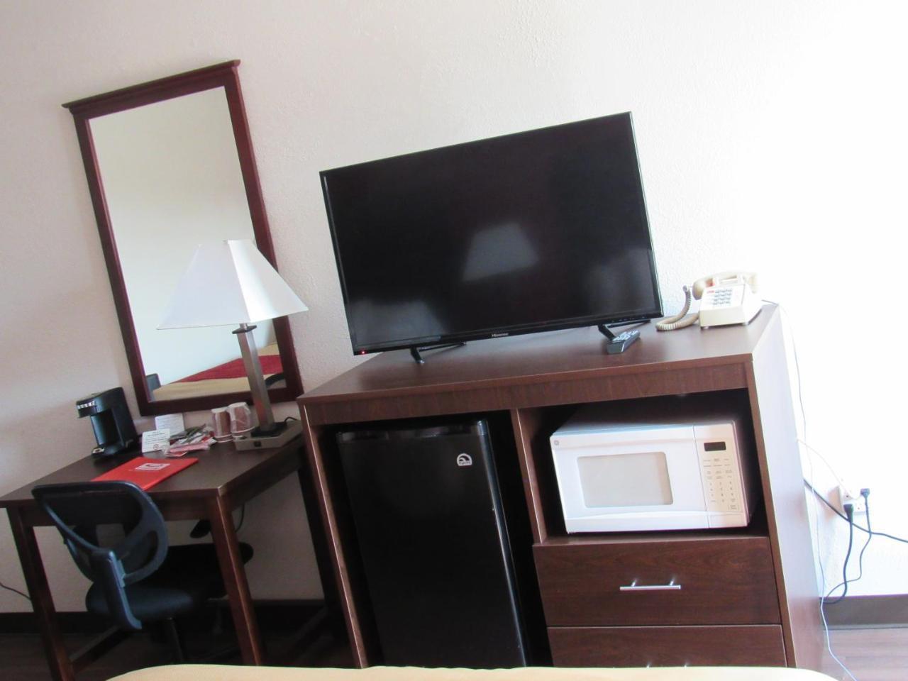 Econo Lodge Карлайл Екстериор снимка